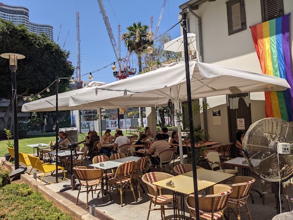 Landwer Cafe