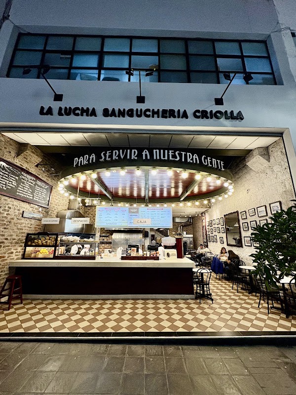 La Lucha Sangucheria