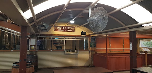 Outback Pioneer BBQ