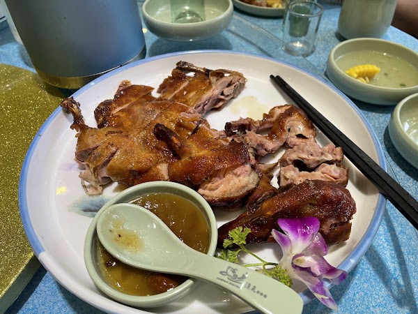阳朔西街啤酒鱼 (West Street Beer Fish)