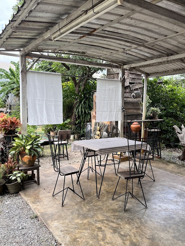 Mai Thae Cafe