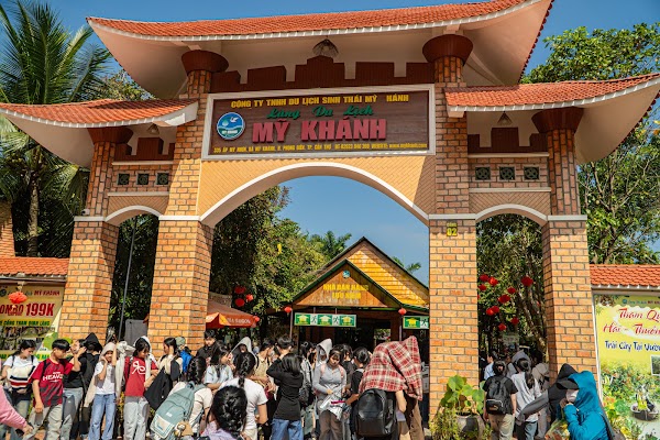 My Khanh Tourist Village Restaurant
