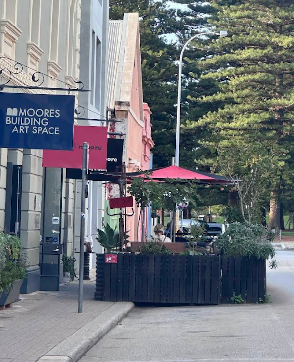 Moore & Moore Cafe
